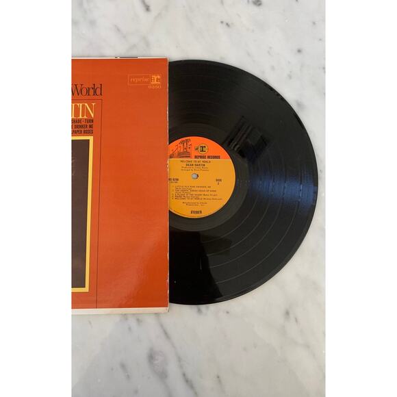 Vintage "Dean Martin: Welcome to my World" Vinyl Record - Picture 3 of 3